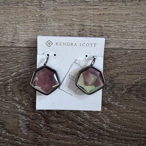 NWT Kendra Scott Vanessa Faceted Dichroic Glass Gunmetal Drop Earrings